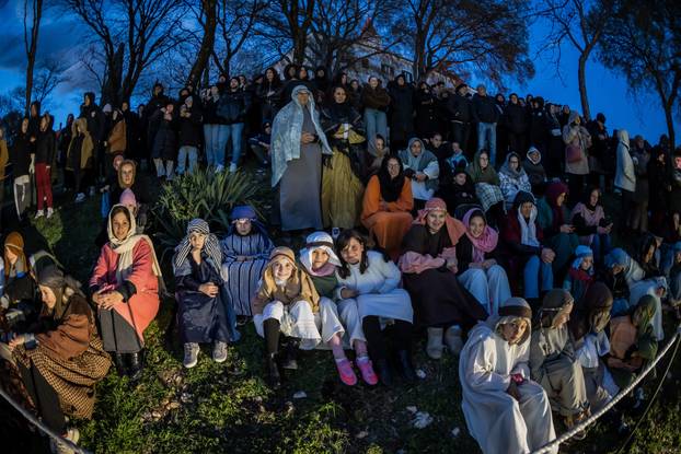 U Imotskom na Cvjetnicu uprizorena „Imotska Muka“, scenski prikaz Muke Gospodina našega Isusa Krista 