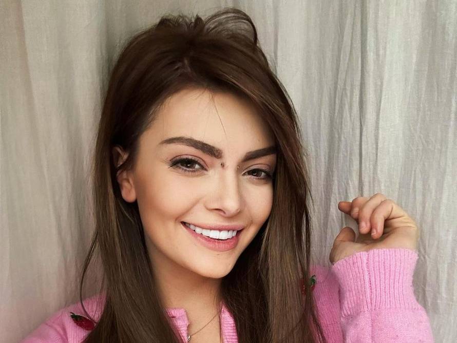 Ella zastala na cesti u Zagrebu pa se šokirala: 'Ogroman je'