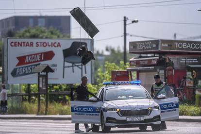 'Ode semafor!': Netko je krivo procijenio visinu vozila i slomio semafor na Remetinečkoj cesti