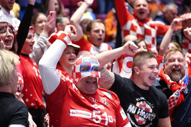 Susret Švedske i Hrvatske u prvom krugu EHF Europskog prvenstva, navijači