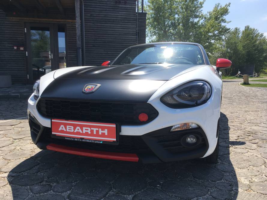 Dizajnerski tata mu je Talijan, a tehnološka mama Japanka