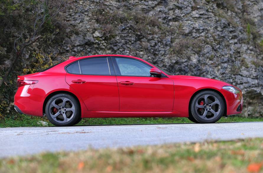 Giulia vas prvo očara izgledom, a zatim vas oduševi u vožnji