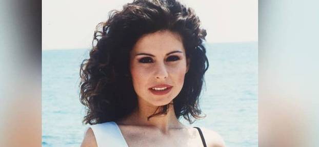 Nije im dosta! Nakon masaže Žanamari je primila za guzu mamu Renatu i 'zapalila' mreže