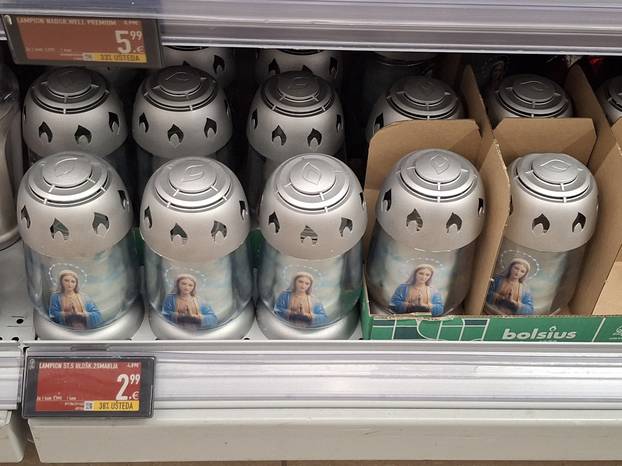 Ponuda lampiona u Intersparu u Supernovi Buzin