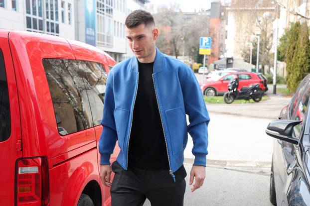 Zagreb: Dominik Livaković dolazi na liječnički pregled