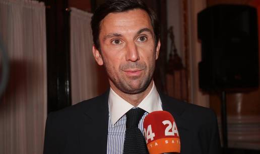 Srna: Fifa je uni&scaron;tila &Scaron;ahtar, preko no&cacute;i smo izgubili 14 igra&ccaron;a