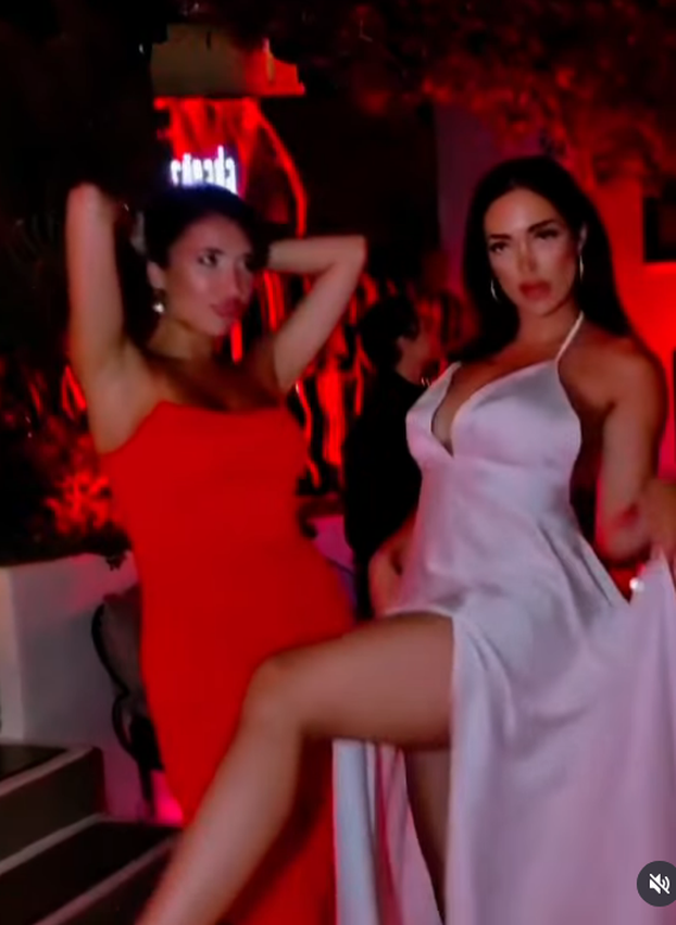 FOTO Ciganović, Laura i Barbara gledali 18+ show na Mikonosu