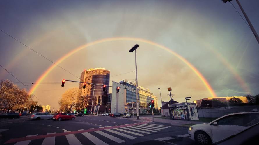 VIDEO Prekrasni prizori iznad Hrvatske. Dupla duga pojavila se na nebu od Zagreba do mora