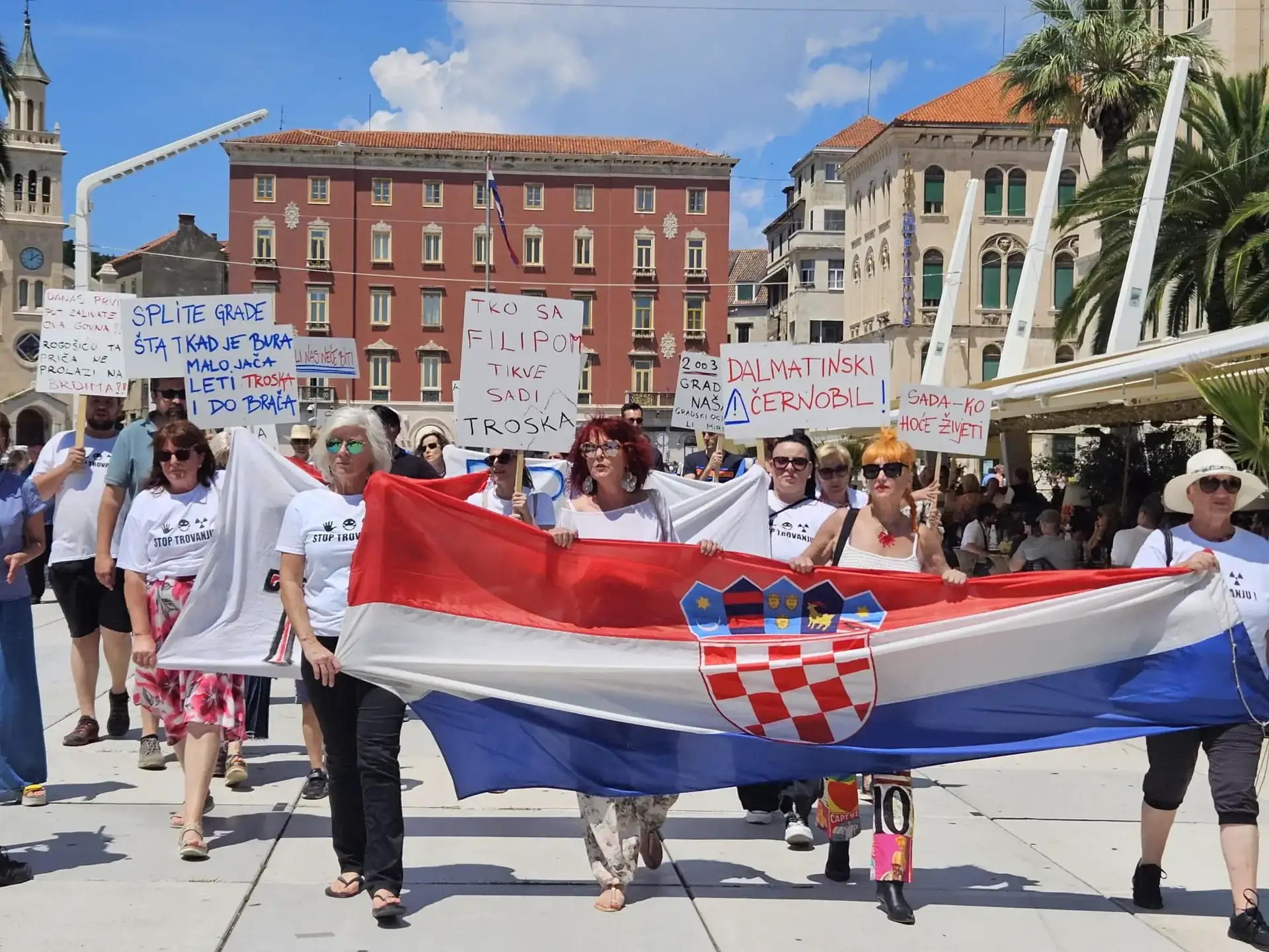 U Splitu prosvjed stanovnika Brda zbog onečišćenja zraka