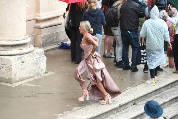 ARHIVA - 2024. Dubrovnik: Vjenčanje Nicole Artukovich i Liama Stewarta u crkvi sv.Ignacija