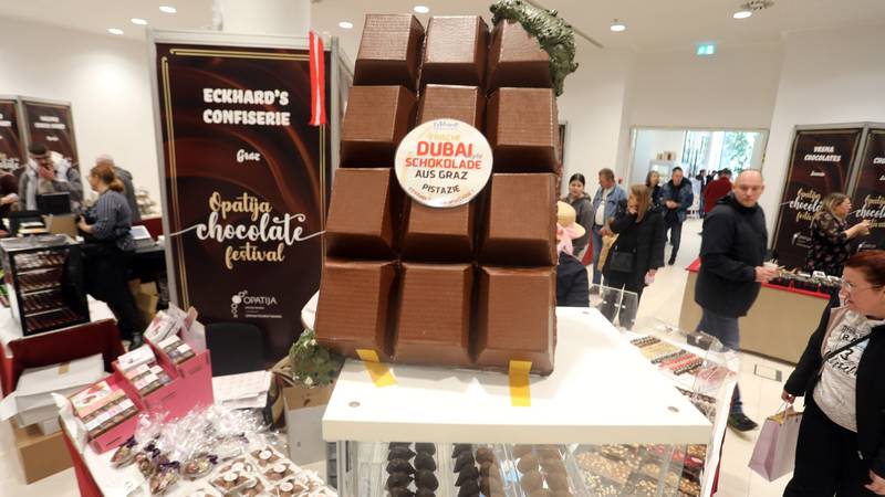 FOTO Ma tko još vikedom broji kalorije - Festival čokolade u Opatiji zasladio vikend