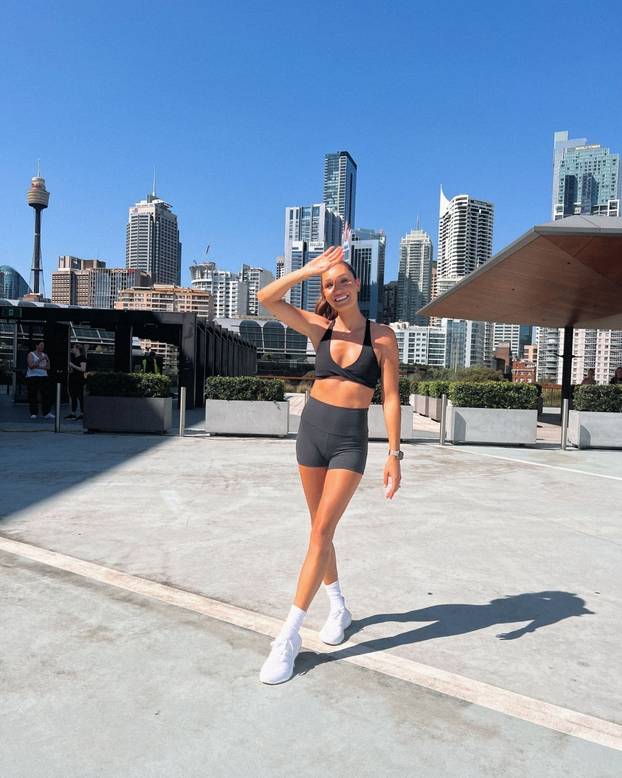 FOTO Kayla je jedna od najvećih fitness influencerica - Evo uz kojih par vježbi ostaje fit