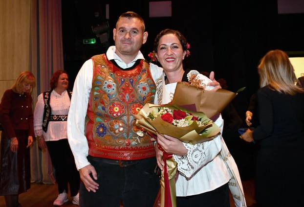 FOTO Žena, majka, kraljica! Ovo je naša najuzornija seoska žena