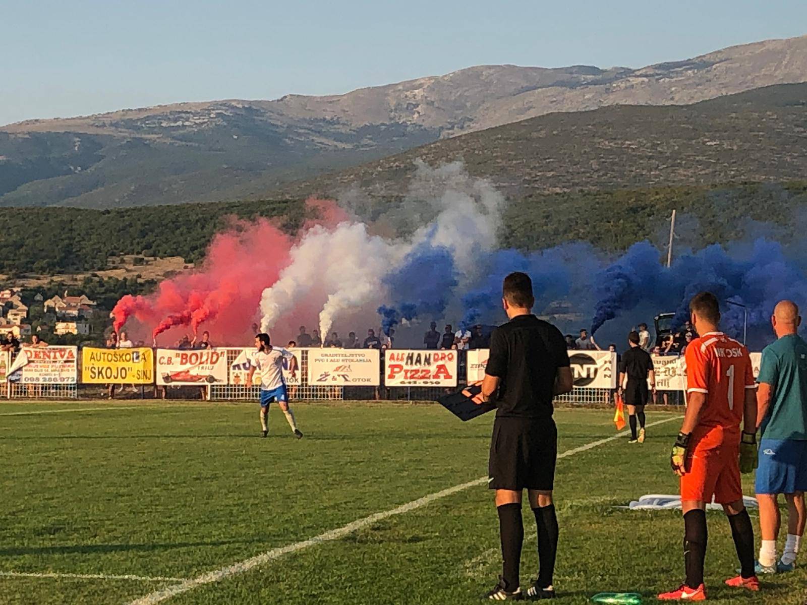 Hajduk im zabio petardu za 50. rođendan kao najljepši poklon...
