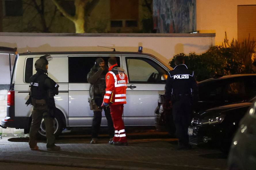 Ubojica je ekstremni desničar, uz njega u kući i tijelo majke