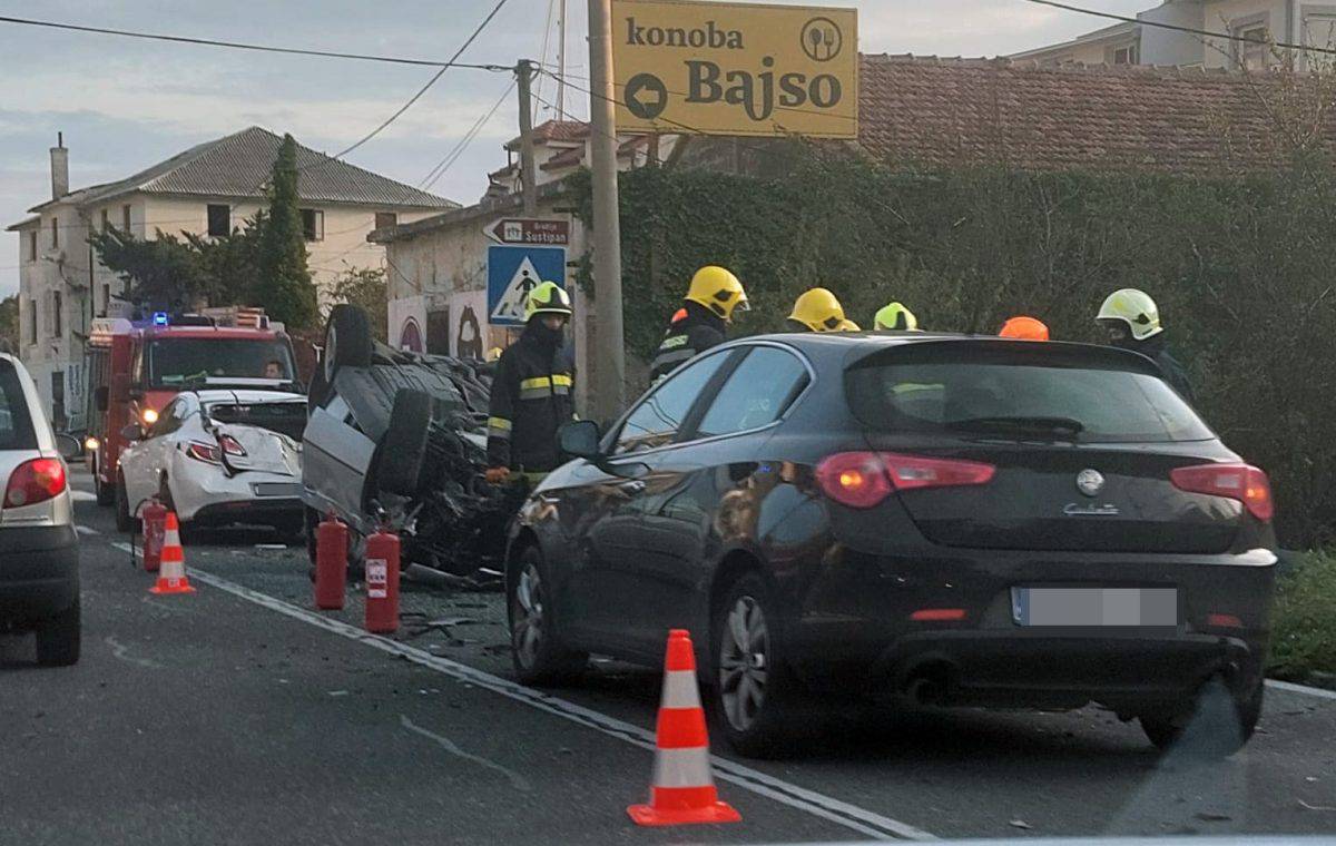 Teška nesreća na magistrali: U Sumpetru se sudarilo pet vozila, dvoje ljudi završilo u bolnici