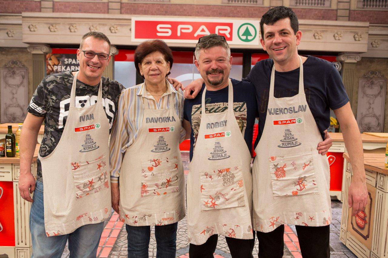 Davorkin kolač je spasio sina i nju: Bajkeri spekli hrpu nesreće