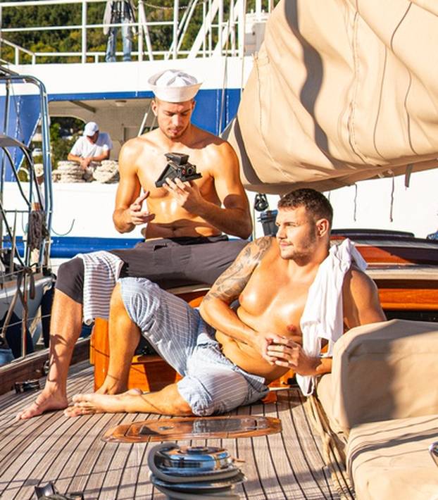 FOTO Vrući kalendar hrvatskih vaterpolista: Kad prvaci svijeta izađu iz bazena i poziraju...