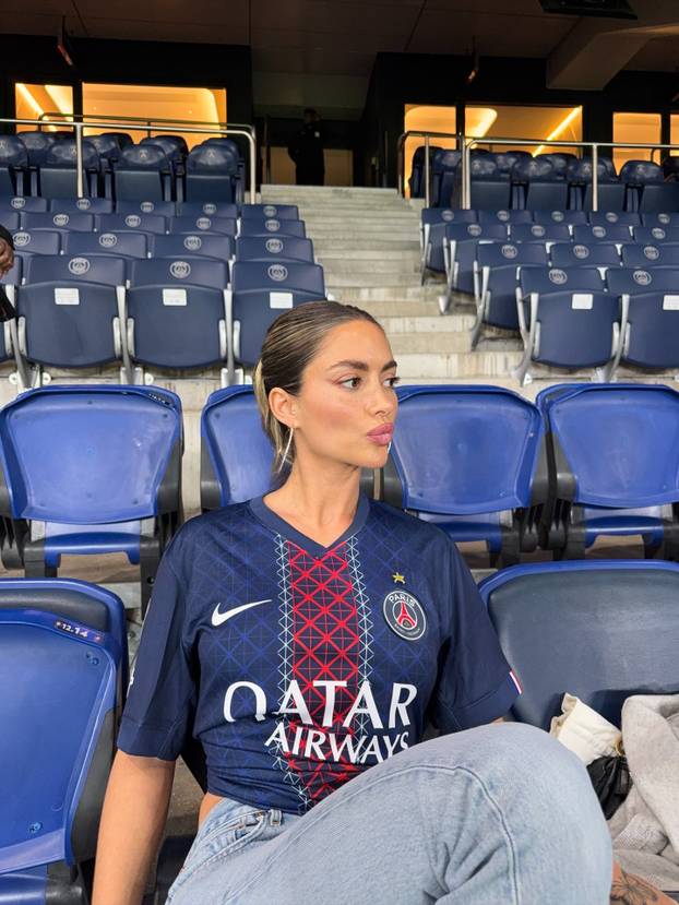 FOTO Razgolicala je mnogima maštu, a onda i sebe. Neymar je zbog nje bio u središtu skandala