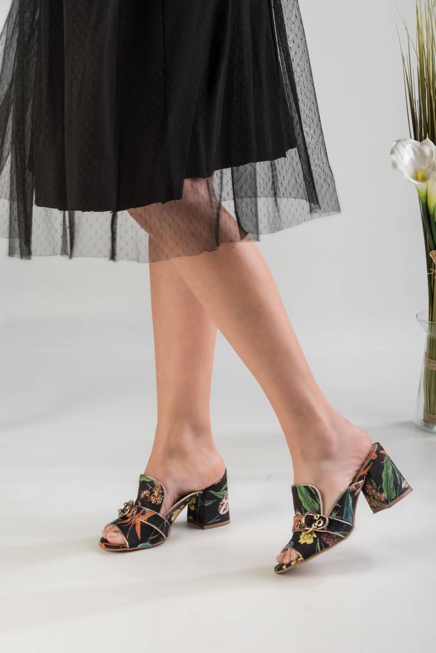 Kada jednostavno moraš imati sve. Sandale. Kao Pokemone!