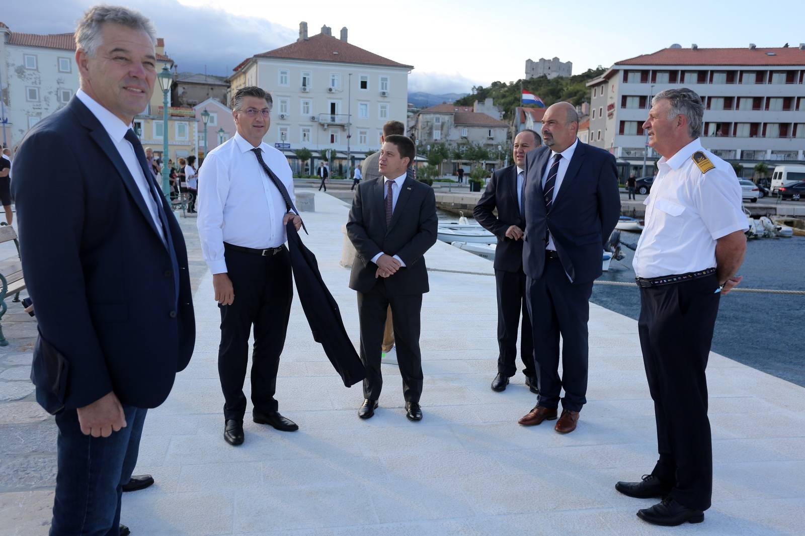Premijer Andrej Plenković s članovima Vlade stigao u Senj