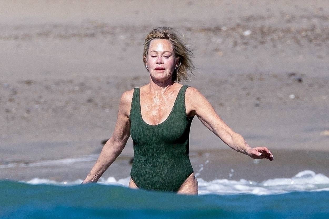 *PREMIUM-EXCLUSIVE* Melanie Griffith Sizzles in the Sun: Living Her Best Life in Mexico While Channeling her inner Baywatch with Friends! **WEB EMBARGO UNTIL 6:30pm EST on Jan. 16, 2024**