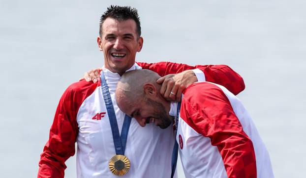 Pariz: Braća Sinković osvojila zlato na Olimpijskim igrama u dvojcu bez kormilara
