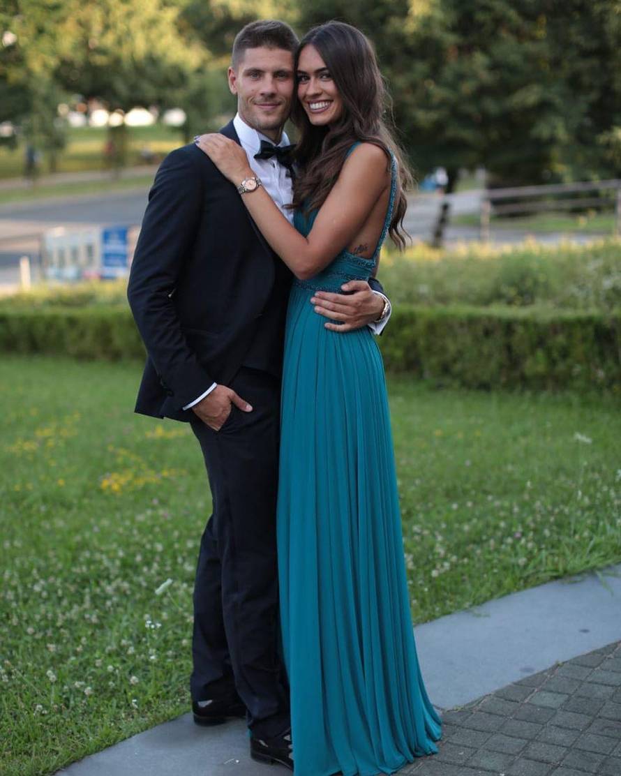 Nema mjesta gnjavaži, kada se uživa na plaži: Krama otišao na odmor s obitelji kod Šibenika...