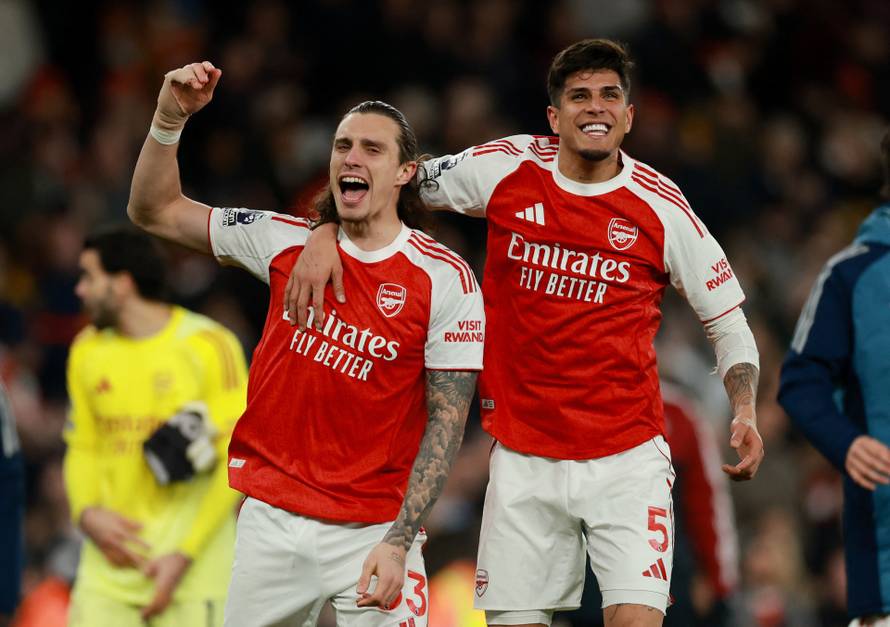 Premier League - Arsenal v Everton