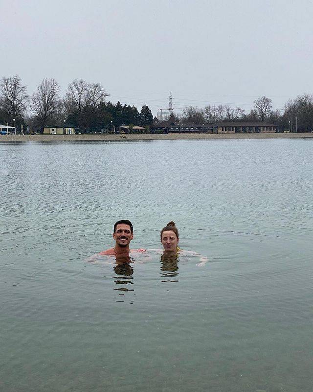 Pobjednici 'Survivora', Nevena i Stefan, okupali su se u ledenom Jarunu: 'Svaka čast za hrabrost'