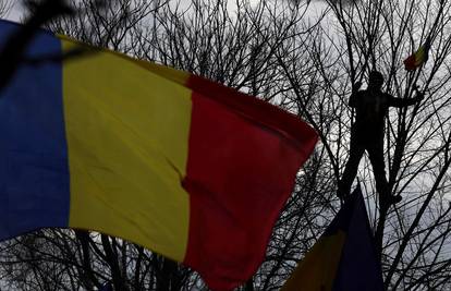 Rumunjska vlada preživjela glasanje o povjerenju i progurala povećanje poreza