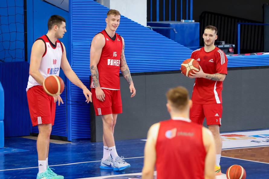 Zadar: Otvoreni trening hrvatske košarkaške reprezentacije uoči utakmice protiv Francuske