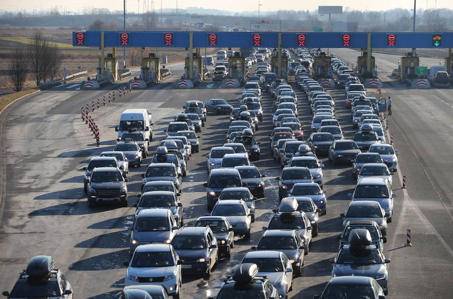 Ima se, nije kriza... Hrvati su masovno otišli na skijanje