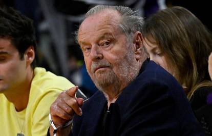 Jack Nicholson viđen u javnosti nakon gotovo godinu dana: Na tribinama navijao za Lakerse