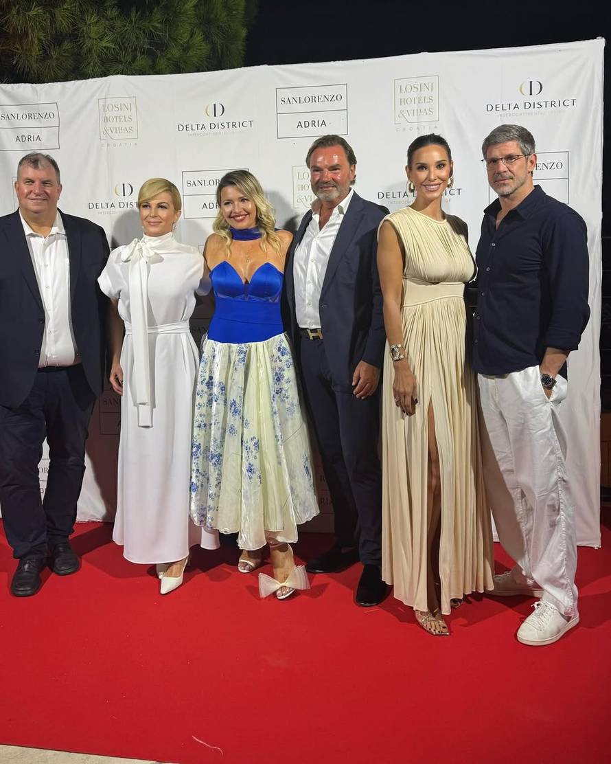 Kolinda uživa s društvom na luksuznoj jahti na Jadranu: 'Najljepše djevojke su stigle'
