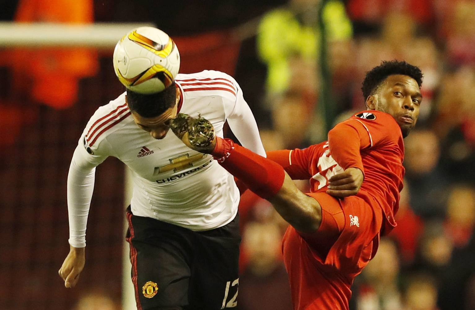 Liverpool razbio United i samo sa 2-0 putuje na Old Trafford