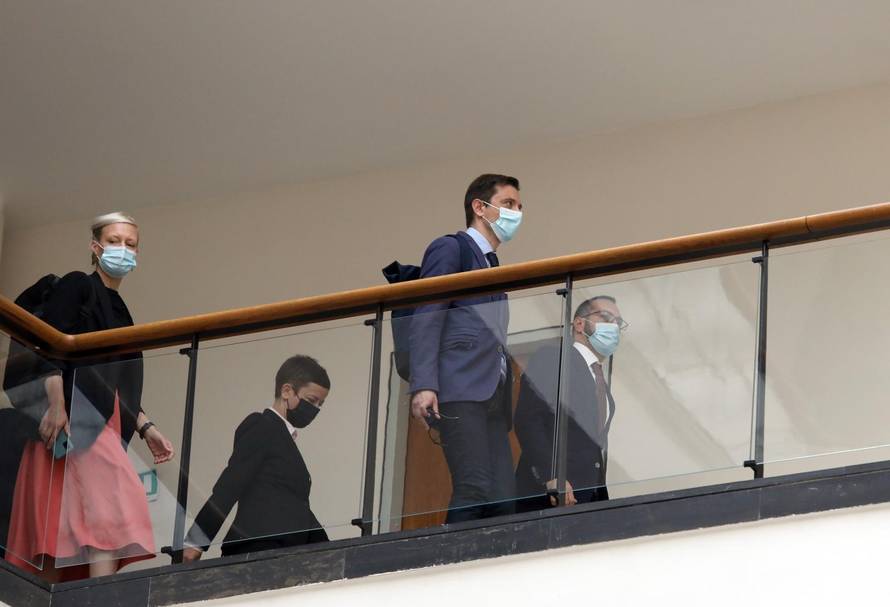 Tomašević: Dobili smo 2000 stranica različitih izvješća, mogu reći da financijsko stanje nije dobro