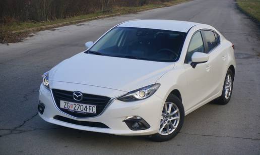 Izvanredan benzinac: Štedljiva Mazda 3 2.0 prkosi trendovima