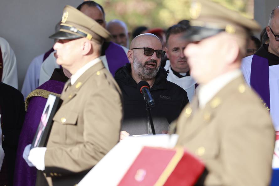 Vukovar:  Posljednji ispraćaj  Jean-Michela Nicoliera