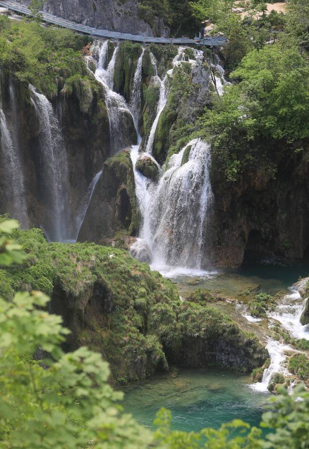 Turisti na Plitvicama