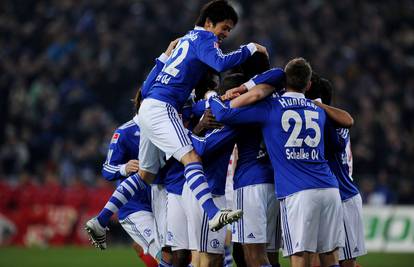 U Bundesligi slavili domaćini: Schalke, 'Vukovi', Nürnberg...