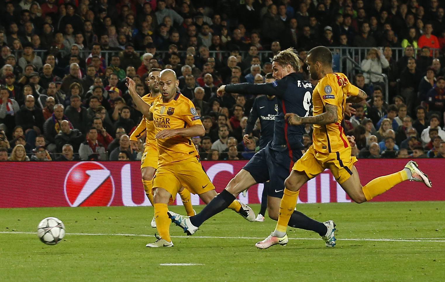 FC Barcelona v Atletico Madrid - UEFA Champions League Quarter Final First Leg