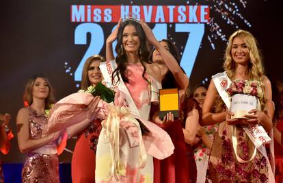 Miss Hrvatske je Tea Mlinarić iz Ličko-senjske županije