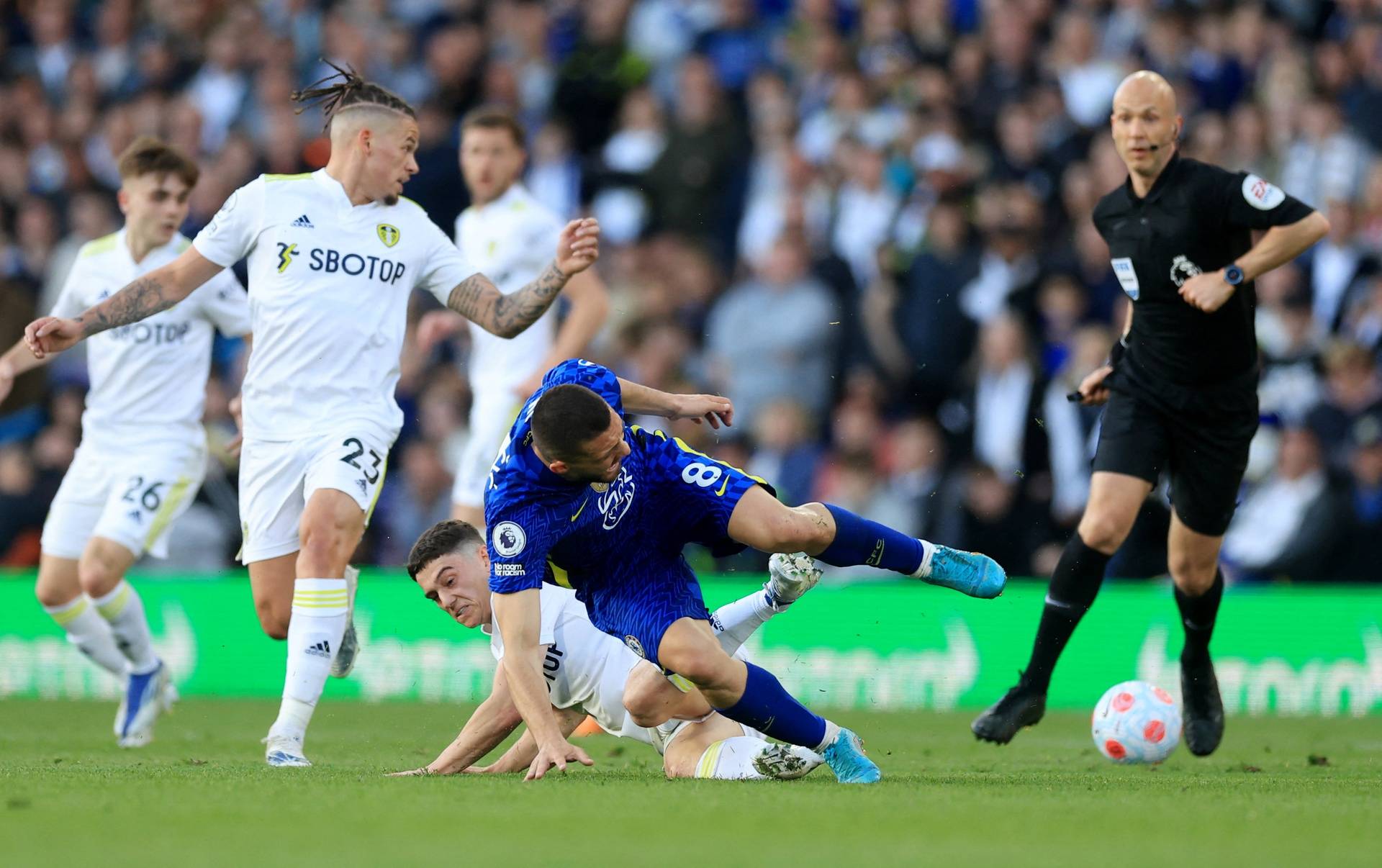 Premier League - Leeds United v Chelsea