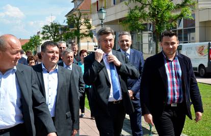 Premijer Plenković u Bjelovaru podržao HDZ-ove kandidate