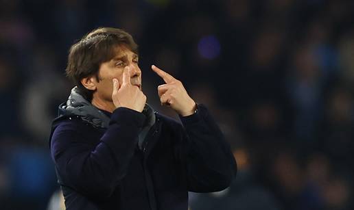 Antonio Conte odlučio i iduće sezone ostati u Napoliju