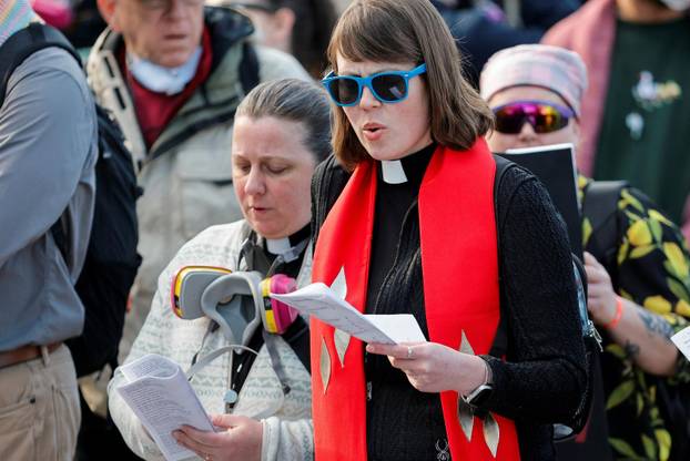 "No Kings" protest, in Portland
