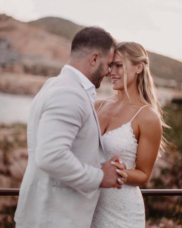 FOTO 'Bila sam debela, a onda sam otkrila utege. Sad imam liniju na kojoj mi svi zavide'