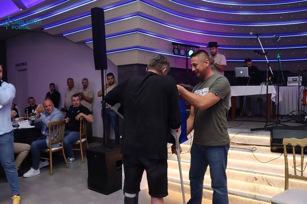 FOTO Dinamo održao Plavu noć u Hercegovini, Bobanu ovacije: 'Ne trebam vam ja da ga volite'