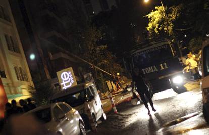 Čuju se eksplozije: Napadnuta sjedišta stranke HDP u Turskoj